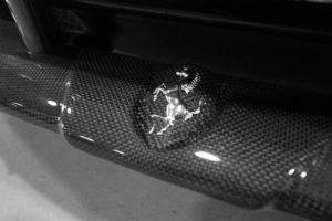 488 lip b&w